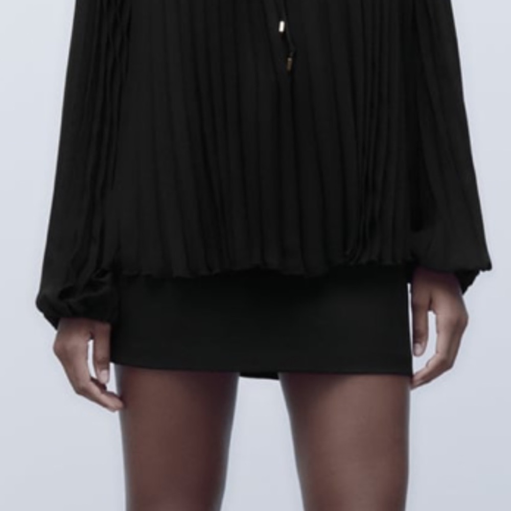 New top with the tag it was too big on me